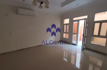 Compound - 4 Bedrooms - 4 Bathrooms for rent in Muraikh - AlMuraikh - Doha