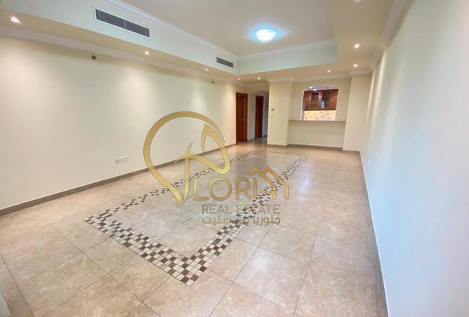 941612 - Property Image 3