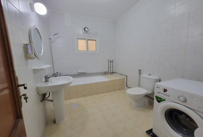 978442 - Property Image 2