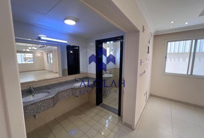 995109 - Property Image 3