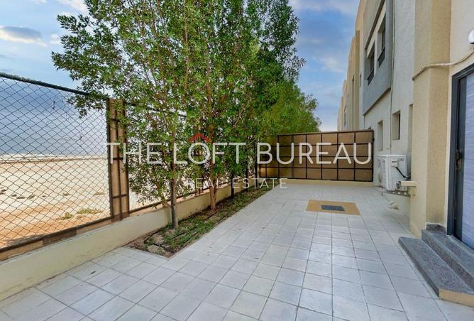 965143 - Property Image 3