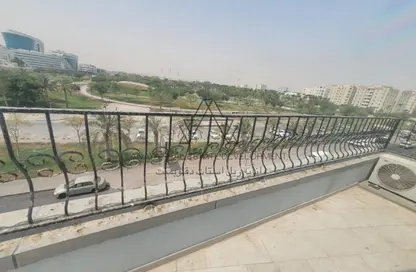 Apartment - 2 Bedrooms - 2 Bathrooms for rent in Al Muntazah Street - Al Muntazah - Doha