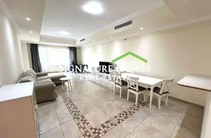 Apartment - 2 Bedrooms - 3 Bathrooms for rent in East Porto Drive - Porto Arabia - The Pearl Island - Doha