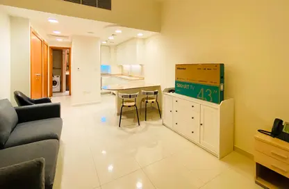 Apartment - Studio - 1 Bathroom for rent in Viva West - Viva Bahriyah - The Pearl Island - Doha