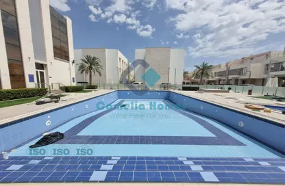 مجمع سكني - 3 غرف نوم - 4 حمامات للايجار في مريخ - المريخ - الدوحة
