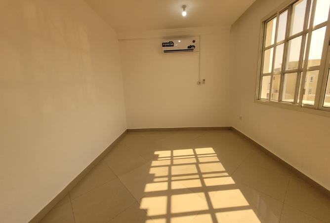 975941 - Property Image 2