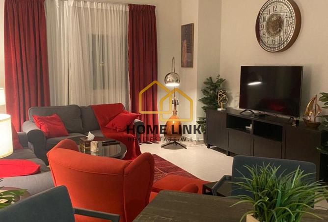 922261 - Property Image 2