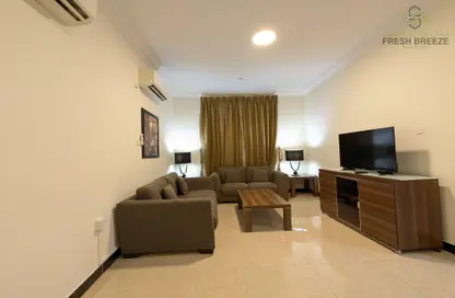 Apartment - 1 Bedroom - 1 Bathroom for rent in Umm Ghuwailina - Doha