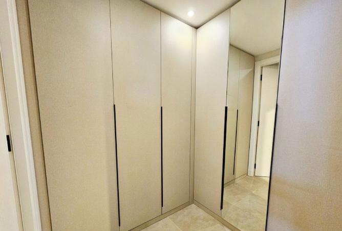 978322 - Property Image 2