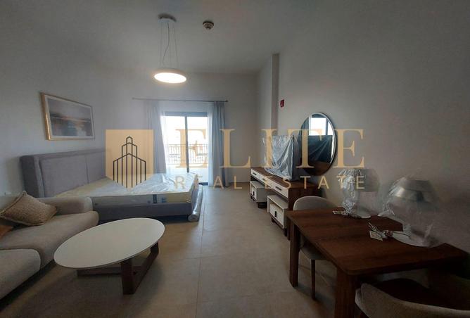 945417 - Property Image 2