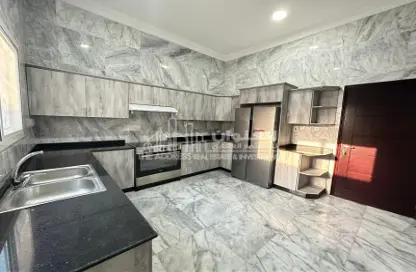 Kitchen image for: Villa - 5 Bedrooms - 6 Bathrooms for rent in Al Dana st - Muraikh - AlMuraikh - Doha, Image 1