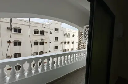 Apartment - 2 Bedrooms - 2 Bathrooms for rent in Al Muntazah Street - Al Muntazah - Doha