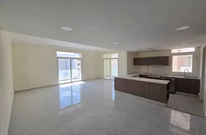 Apartment - 2 Bedrooms - 3 Bathrooms for sale in Piazza 2 - La Piazza - Fox Hills - Lusail