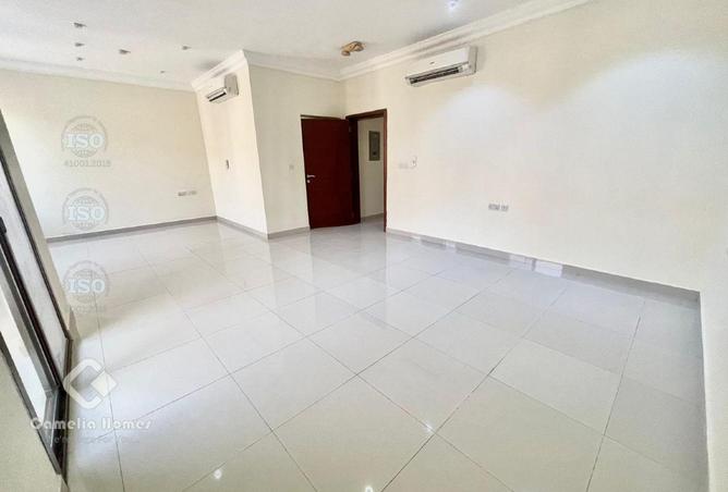 966685 - Property Image 2