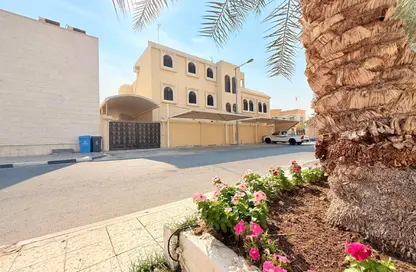Villa - 7 Bedrooms - 6 Bathrooms for rent in Al Nasr Street - Al Nasr - Doha