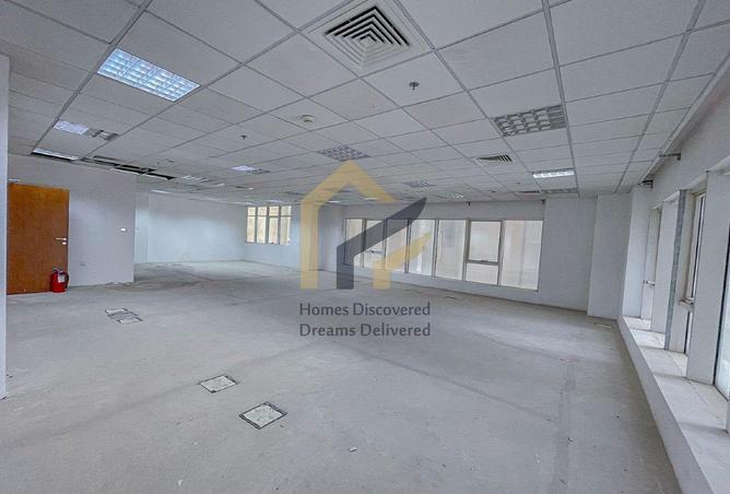 942412 - Property Image 2