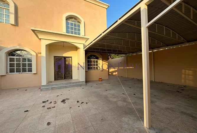 972541 - Property Image 2