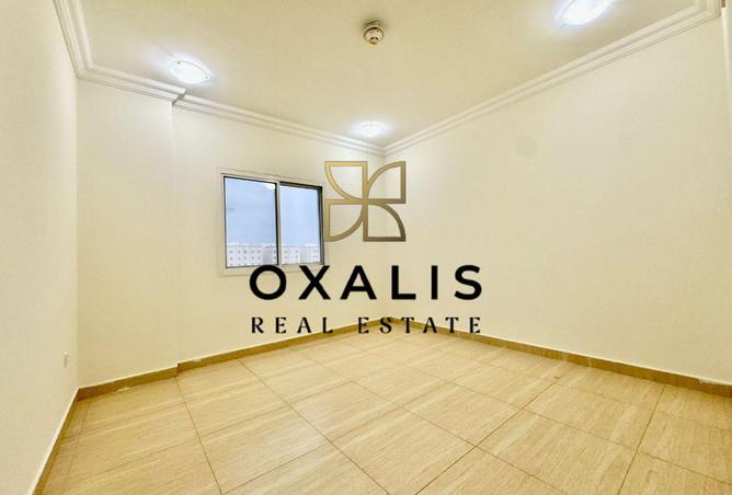 995571 - Property Image 2