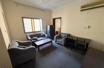 Apartment - 1 Bedroom - 1 Bathroom for rent in Umm Ghwailina Comm - Umm Ghuwalina - Umm Ghuwailina - Doha