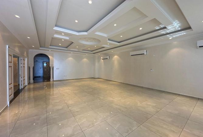 823688 - Property Main Image