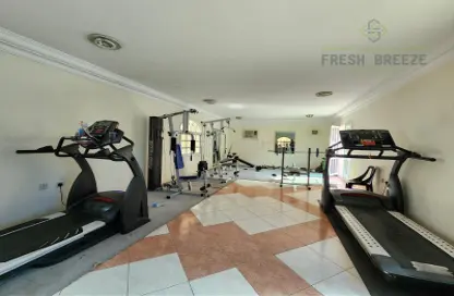 Gym image for: Apartment - 2 Bedrooms - 3 Bathrooms for rent in Umm Ghuwailina - Doha, Image 1