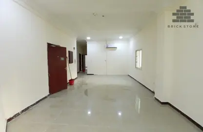 Apartment - 3 Bedrooms - 2 Bathrooms for rent in Somerset Al Mansoura - Al Mansoura - Doha