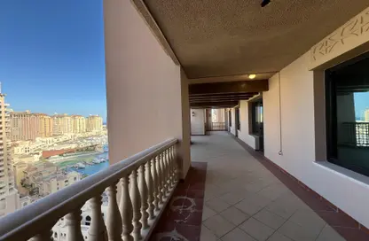 Balcony image for: Apartment - 4 Bedrooms - 5 Bathrooms for rent in Two Porto Arabia - Porto Arabia - The Pearl Island - Doha, Image 1