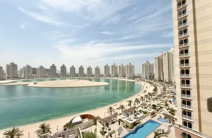 Apartment - 2 Bedrooms - 3 Bathrooms for rent in Viva Central - Viva Bahriyah - The Pearl Island - Doha