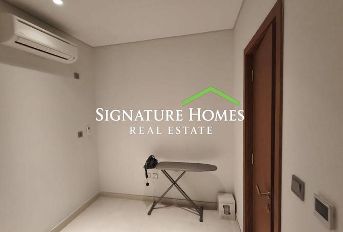 988399 - Property Image 3