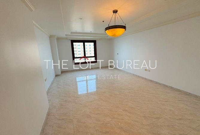 915037 - Property Image 3