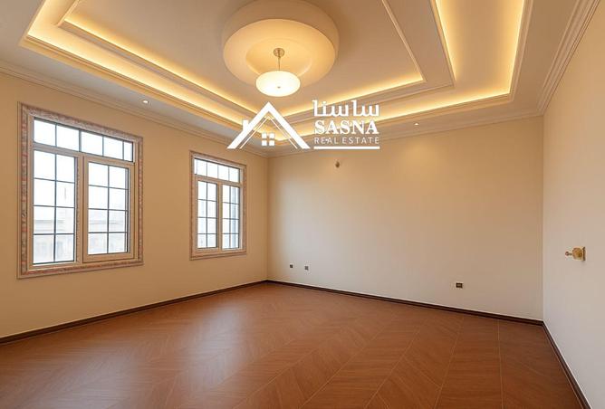 996168 - Property Image 3