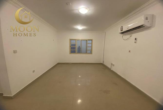 983539 - Property Main Image