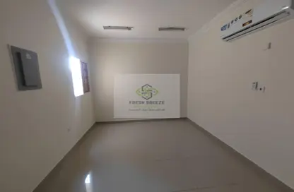 شقة - 2 غرف نوم - 2 حمامات للايجار في شقق مساكن المطار القديم - طريق المطار القديم - الدوحة