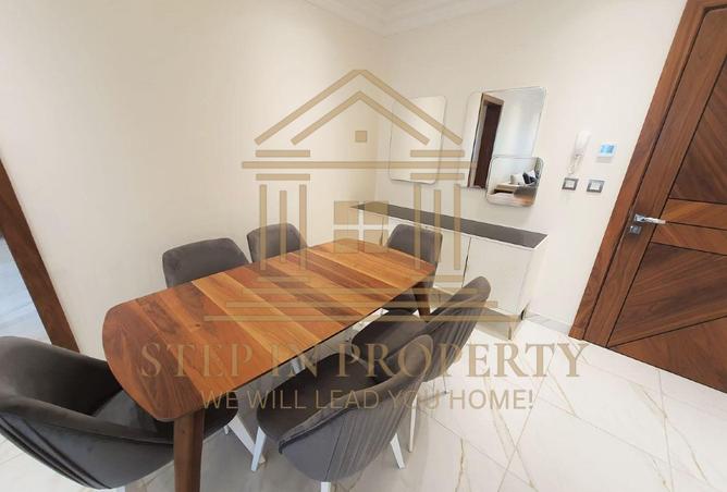 987636 - Property Image 3