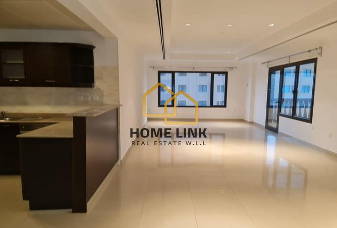 978878 - Property Image 2