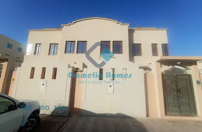 مجمع سكني - 5 غرف نوم - 5 حمامات للايجار في شارع ام السنيم - عين خالد - الدوحة