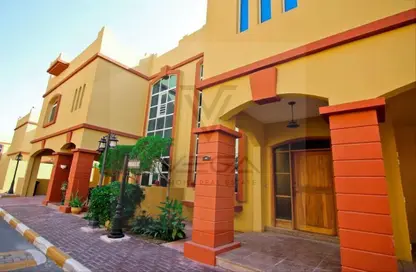 Villa - 4 Bedrooms - 4 Bathrooms for rent in Bu Hamour Street - Abu Hamour - Doha