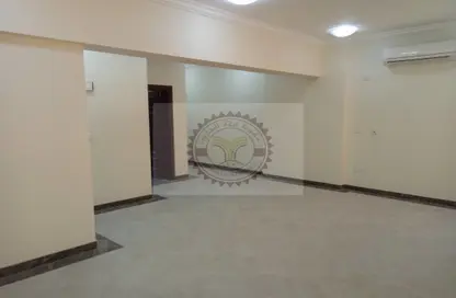 Apartment - 2 Bedrooms - 2 Bathrooms for rent in Al Mansoura - Al Mansoura - Doha