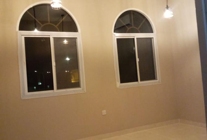 955109 - Property Image 2
