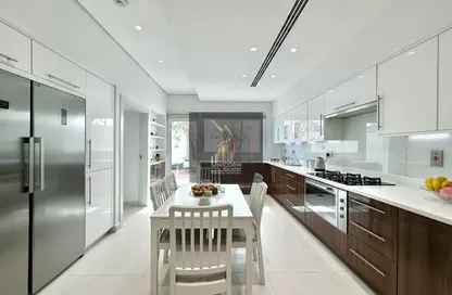 Compound - 5 Bedrooms - 5 Bathrooms for rent in Wadi Al Markh - Muraikh - AlMuraikh - Doha