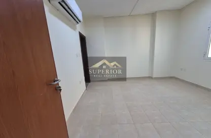 Apartment - 3 Bedrooms - 2 Bathrooms for rent in New Doha - Doha