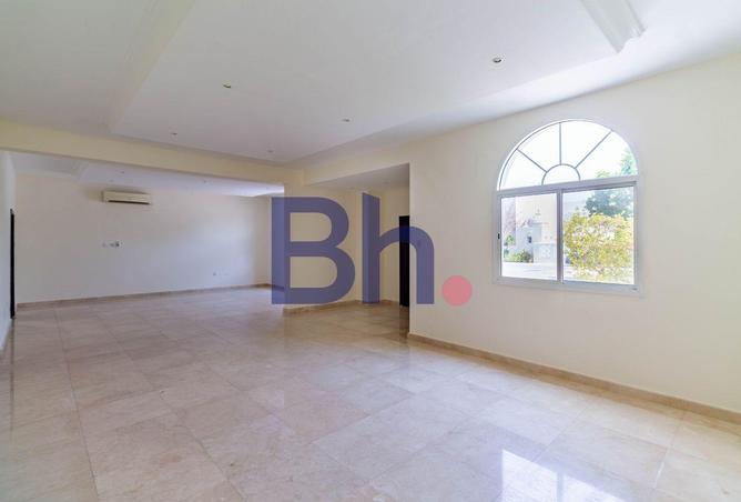 986889 - Property Image 3