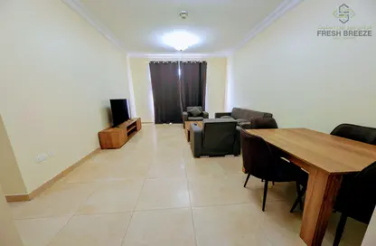 Apartment - 2 Bedrooms - 3 Bathrooms for rent in Umm Ghuwalina - Umm Ghuwailina - Doha