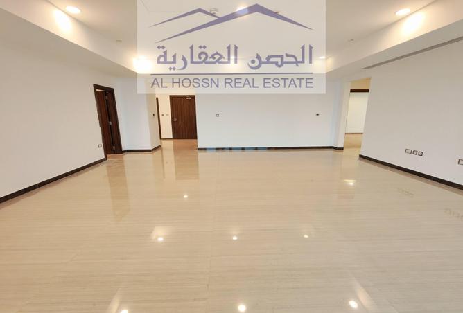 1006052 - Property Image 3