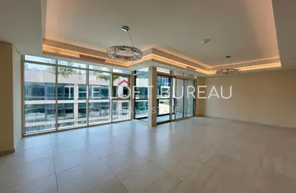 Apartment - 2 Bedrooms - 2 Bathrooms for sale in Crystal Residence - Gewan Island - The Pearl Island - Doha