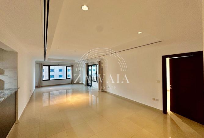 943987 - Property Image 2