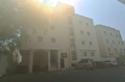 Apartment - 2 Bedrooms - 2 Bathrooms for rent in Bin Omran 35 - Fereej Bin Omran - Doha