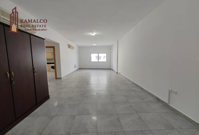 942322 - Property Image 2