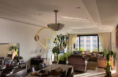 Apartment - 2 Bedrooms - 3 Bathrooms for sale in East Porto Drive - Porto Arabia - The Pearl Island - Doha