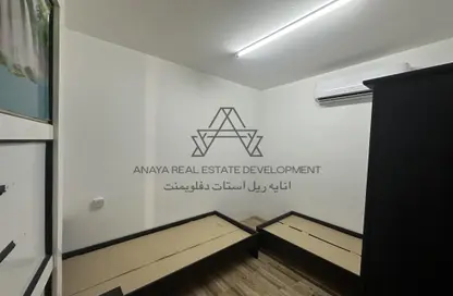 فيلا - غرفة نوم - 1 حمام للايجار في بوابة عين خالد - عين خالد - الدوحة